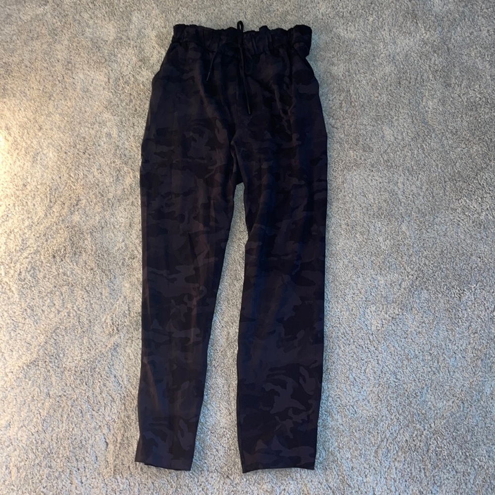 Women’s lululemon straight Leg camo joggers